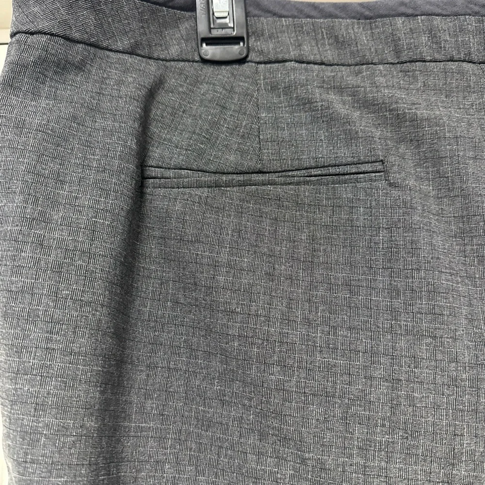 DKNY Charcoal Gray Straight-Leg Ponte Pants with Zip Pockets A29